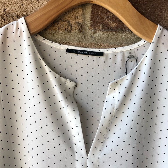T TAHARI | White polka dot flutter sleeve … - Picture 6 of 9